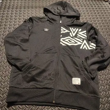 엄브로 후드티 저지 블랙 M 사이즈