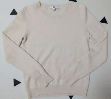 유니클로 캐시미어 크루넥 니트 S 사이즈