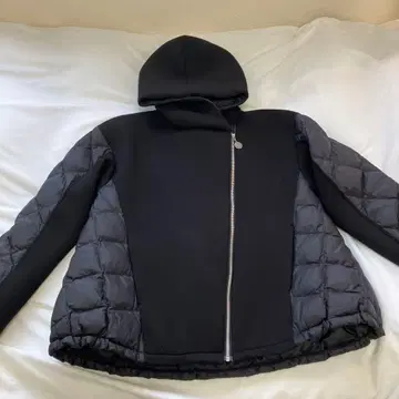 MARECHAL TERRE 후드 부착 다운 자켓 사이즈 2 블랙