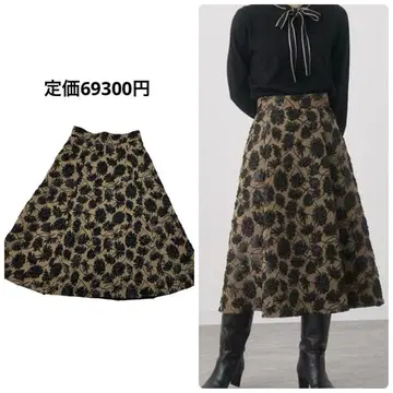 정가 69300엔 ANAYI 메탈릭 플라워 플레어 스커트