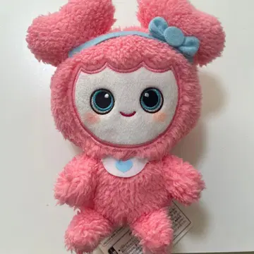 TWICE LOVELYS 복슬복슬 앉은 봉제 인형 GIGO 한정판 모모