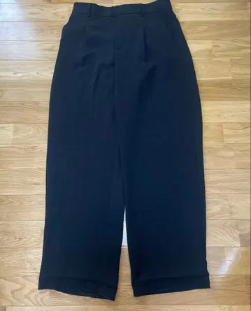 배기 슬랙스 와이드 실루엣