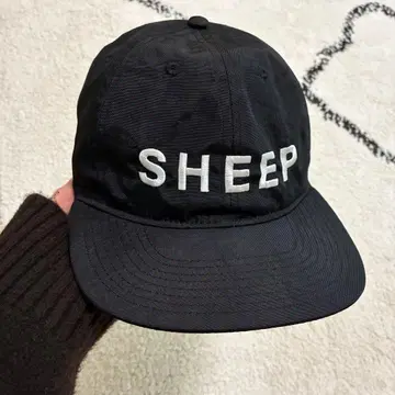 Maison Straysheep SHEEP LOGO CAP