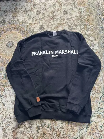 FRANKLIN MARSHALL 블랙 맨투맨