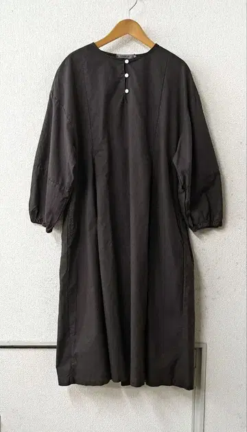 SUNVALLEY 옥스 턱 원피스 D 브라운