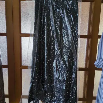 스타일 델리 블랙 도트 무늬 스커트