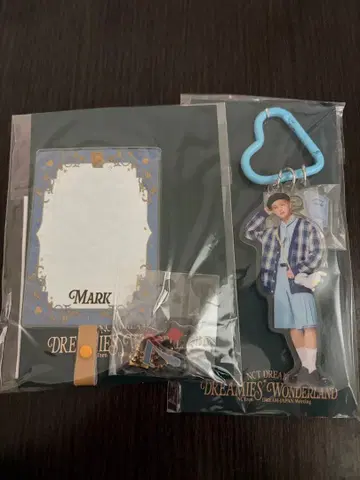 마크 아크릴 키링 폰 탭