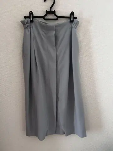 투모로우랜드 BALLSEY 타이트 스커트