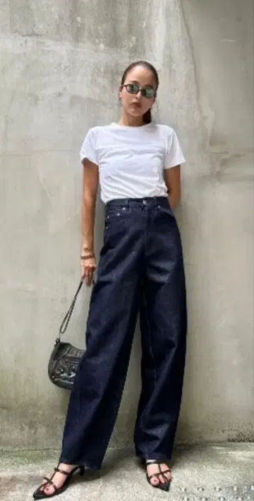 트렁크88 Glitter Denim Pants 블랙 미사용 새상품