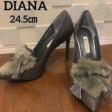 [ 미사용급 ] DIANA 다이애나 퍼 펌프스 태슬 포함 차콜 그레이