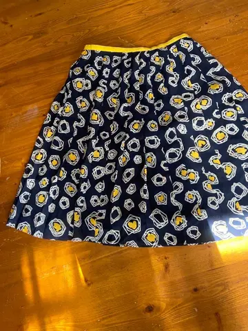 마치코 진토우 플리츠 스커트