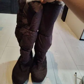 브라운 롱 부츠 나일론 퍼