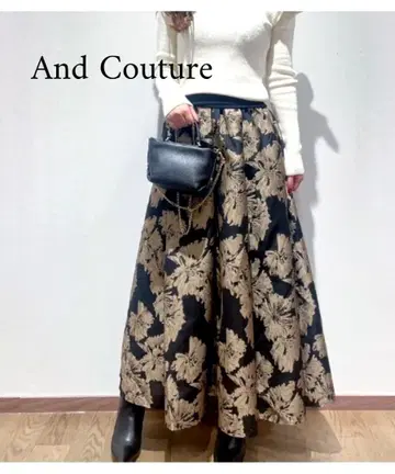 And Couture 허리 리브 자카드 플레어 스커트