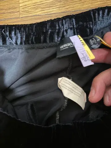 조르지오 아르마니 블랙 라벨 블랙 벨벳 슬랙스