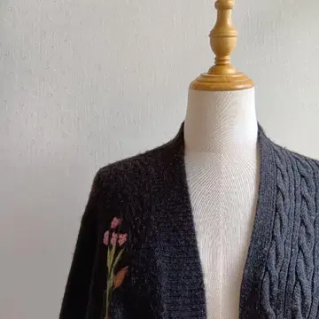 SUPER HAKA 자수 가디건 꽃 바이컬러 케이블