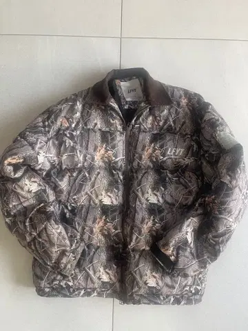 LFYT 카모플라쥬 다운 자켓 L 사이즈