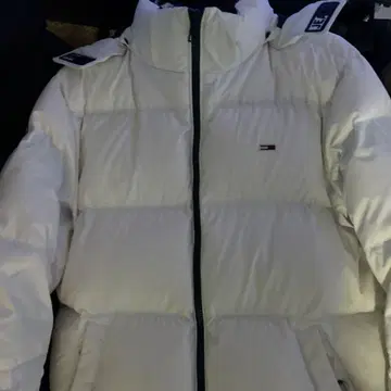 TOMMY JEANS 화이트 다운 자켓 M 사이즈