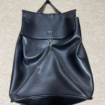 블랙 합성 피혁 백팩 백팩