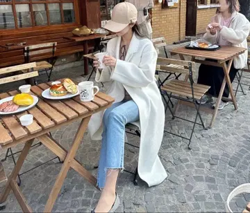 BASEMENT online 베이스먼트온라인 리버 롱 코트 화이트 컬러