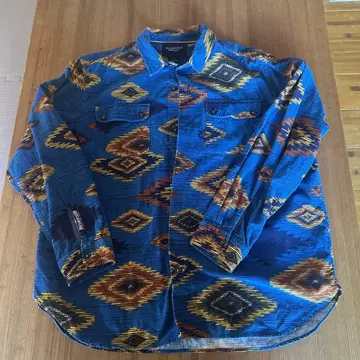 ROCAWEAR 기하학 패턴 긴팔 셔츠 2XL