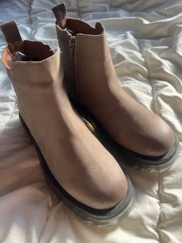 숏부츠 부에노 BUENO