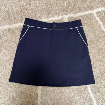 새상품급 JUN&ROPE 네이비 스커트 골프
