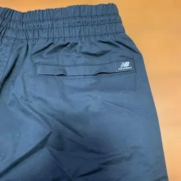 뉴발란스 카고 팬츠
