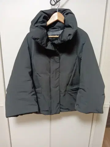 유니클로 +J 하이브리드 다운 질 샌더