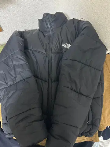 THE NORTH FACE 블랙 다운 자켓