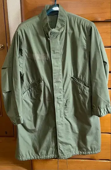 올리브 그린 모즈 코트