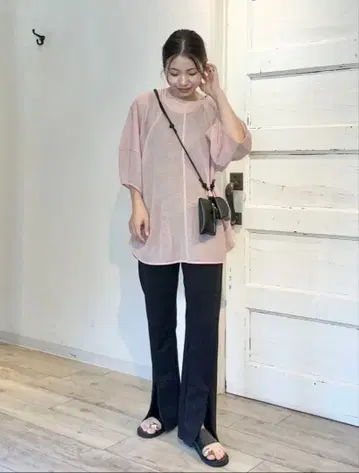 프론트 슬릿 팬츠 YENN