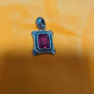 실버제 빨간색 스톤 펜던트