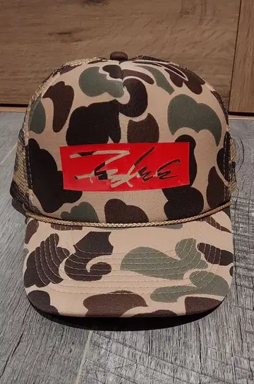 FUTURA LABORATORIES 메쉬 캡 / FUTURA