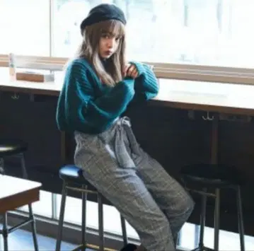 GRL 니트, 체크 팬츠 코디 세트