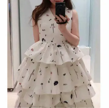 Bibiy B. BLOOMY DRESS