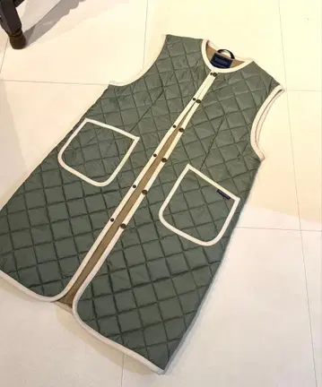 LAVENHAM 올리브 그린 퀼팅 베스트 코트