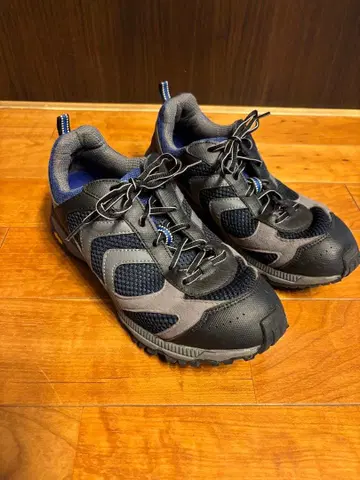 체코군 트레이닝 슈즈 army