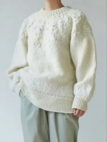 아이보리 밥리 편직 긴팔 스웨터