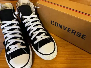 CONVERSE 블랙 하이컷 스니커즈
