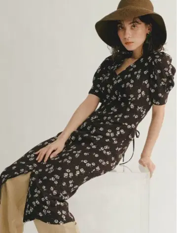 snidel 플라워 패턴 타이트 원피스