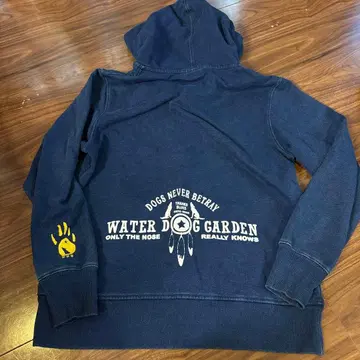 WATER DOG GARDEN 후드 부착 후드티 네이비 지퍼 4