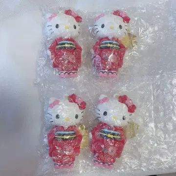 헬로키티전 시크릿 마스코트 참 기모노