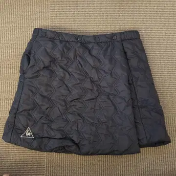 le coq sportif 네이비 퀼팅 스커트 골프