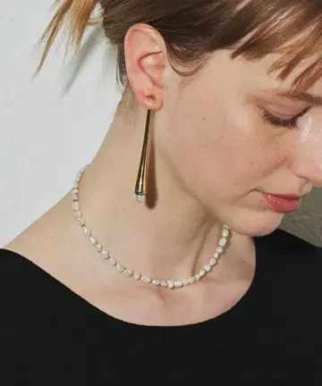 금속 알레르기 방지! loni Bud 비대칭 이어링 귀걸이