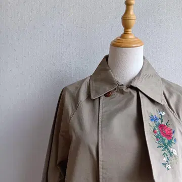 SUPER HAKKA 자수 롱 코트 꽃