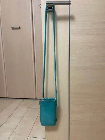 터콰이즈 스웨이드 스마트폰 숄더백 ayakawasaki