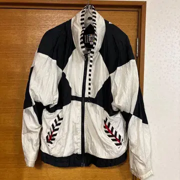 화이트 블랙 블루종 다이아몬드 패턴 점퍼