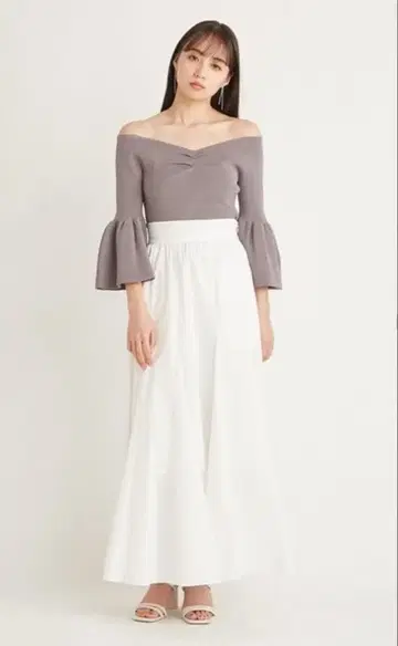 스나이델 헴 볼륨 스커트