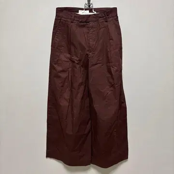 [ 새상품급 ] 뷰티 앤 유스 투 턱 와이드 팬츠 M