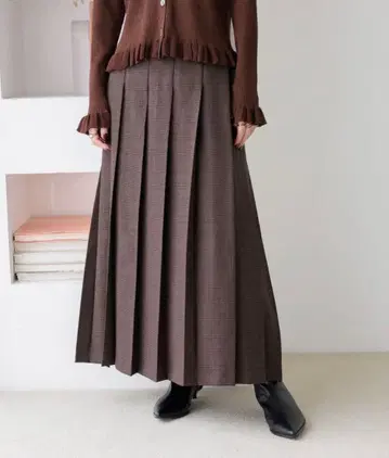 LOWRYS FARM 라나테크 플리츠 롱 스커트 M 사이즈